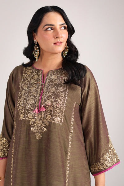 Shoukh-Rang-Dastaan-Duo-S25F7094-Olive Green-8